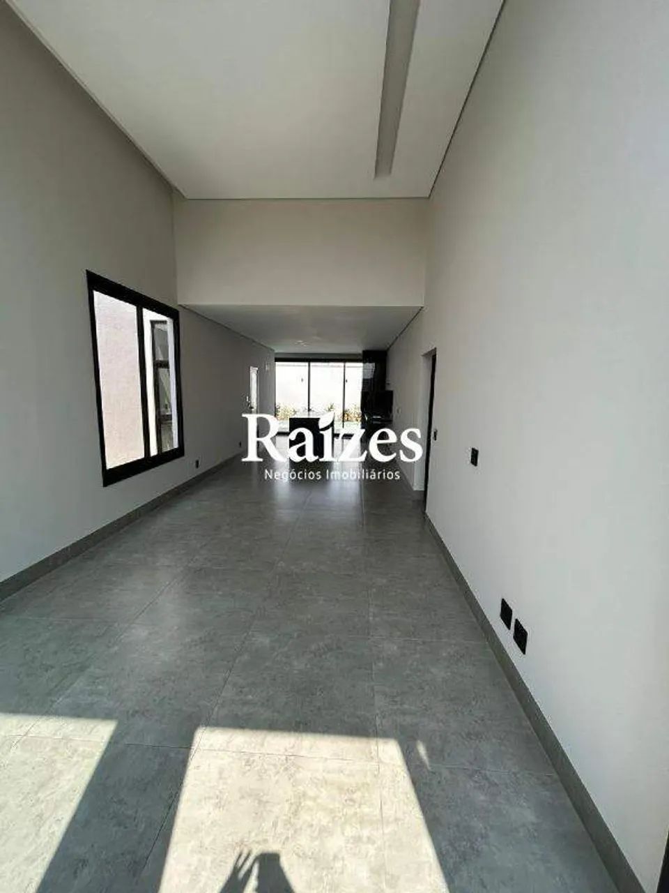 Casa nova e alto padrão com 3 suítes próximo ao Aeroporto - Foto 3