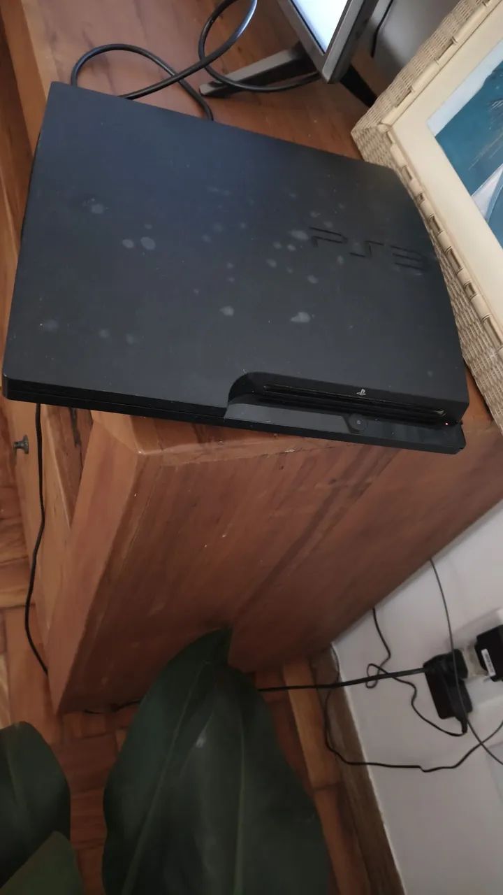 Ps3 usado com 13 jogos de brinde - Foto 2