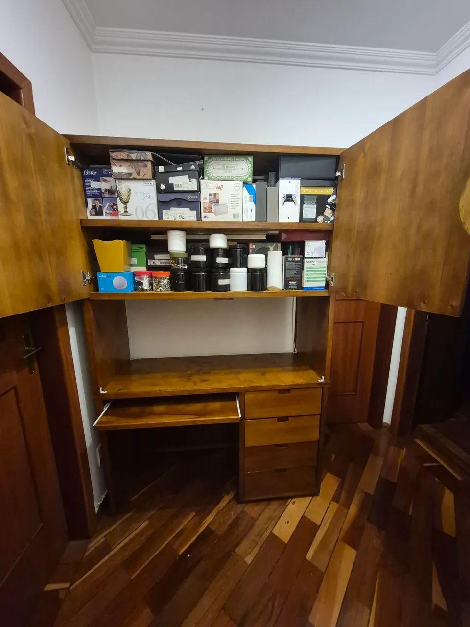  Mesa de estudo com gavetas e prateleiras   - Foto 4