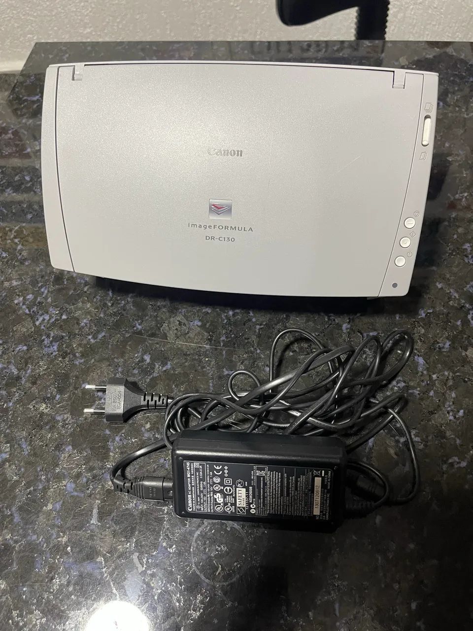 Scanner de Documentos Duplex Canon imageFORMULA DR-C130 + Fonte 