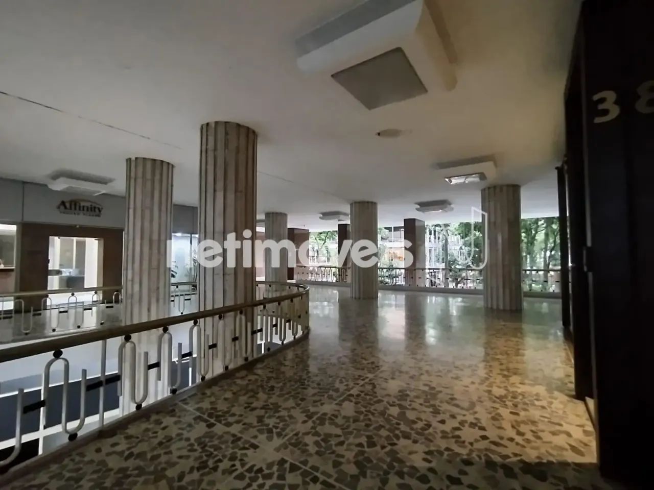 Loja Comercial Sobre Loja Edifício Louvre Avenida São Luís Próximo Metrô República | 50m²; - Foto 4