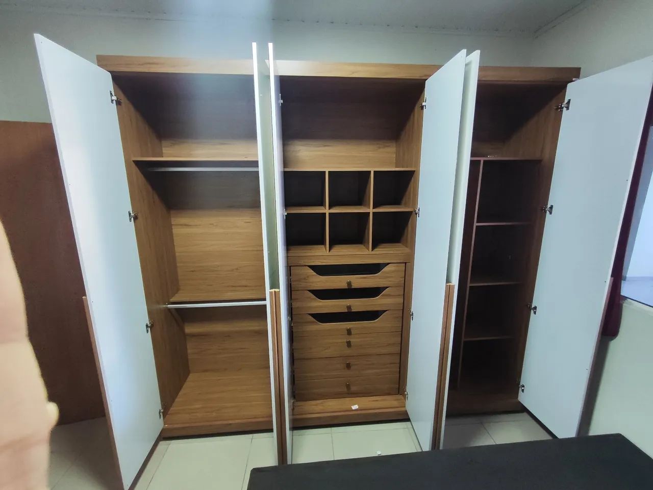 Guarda roupas panan  - Foto 4