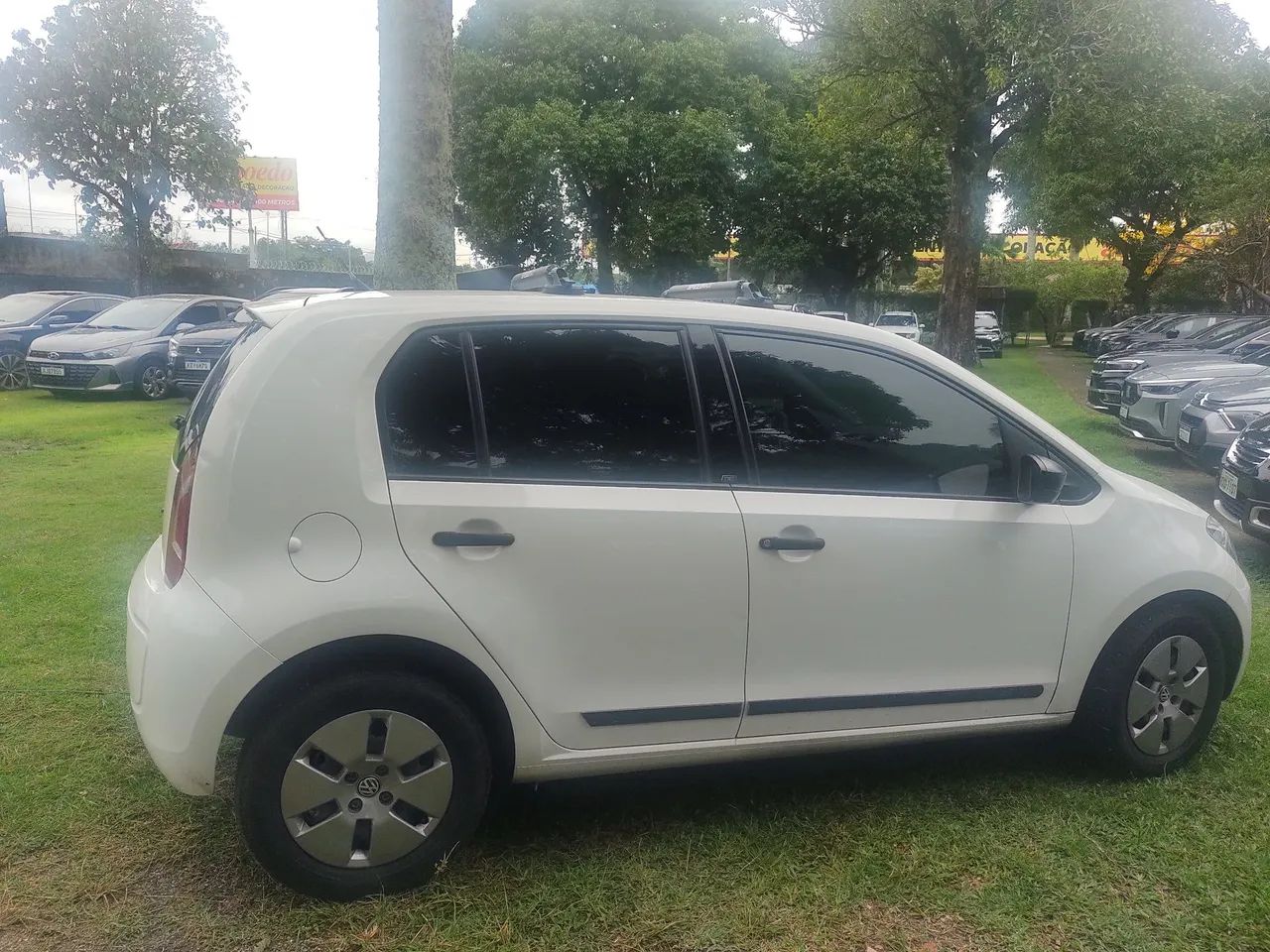 Volkswagen Up! Take 1.0 Total Flex 12V 5P 2016 - Foto 4