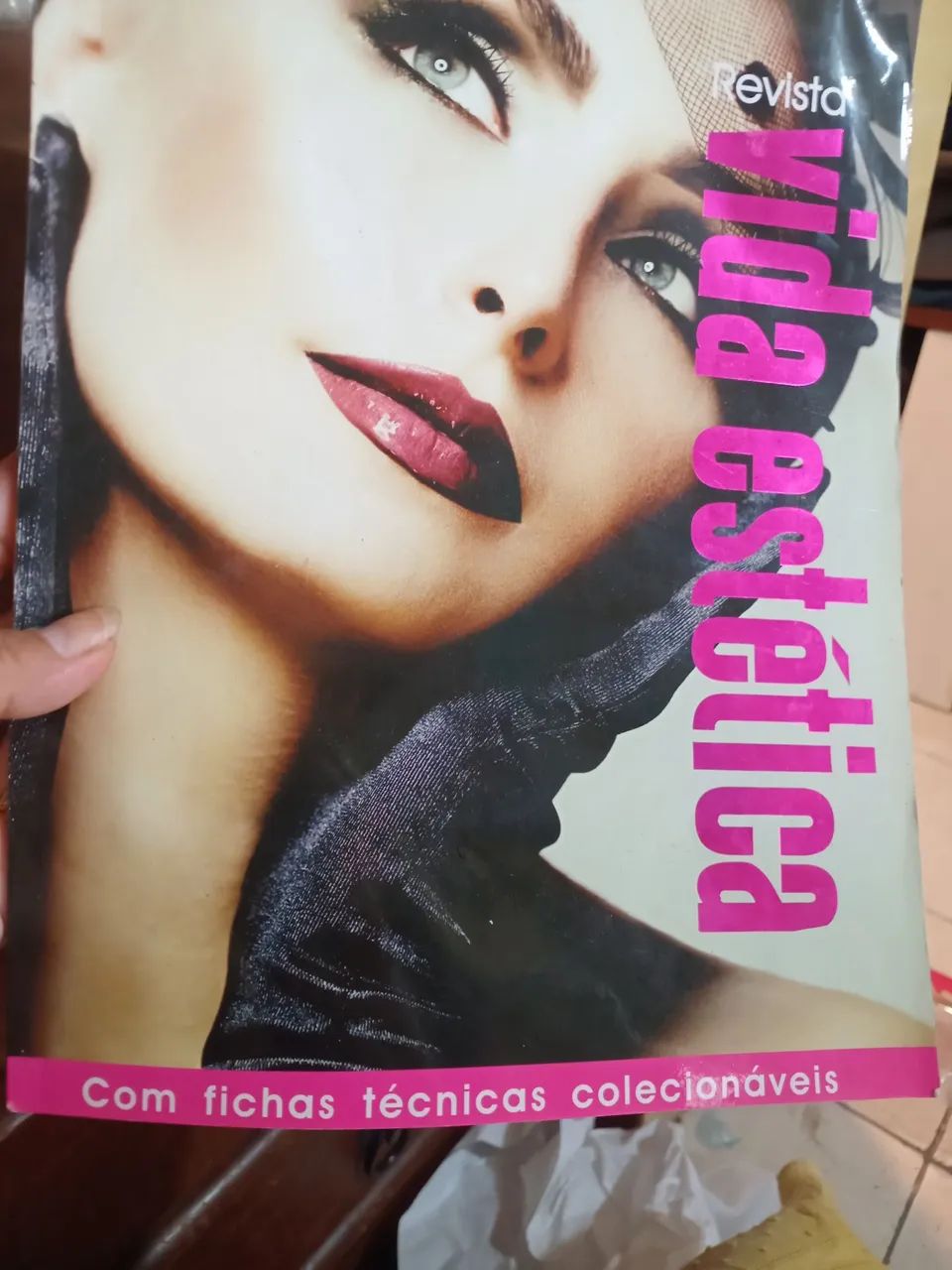 VINTAGE  REVISTA 2012 VIDA ESTÉTICA  - Foto 4
