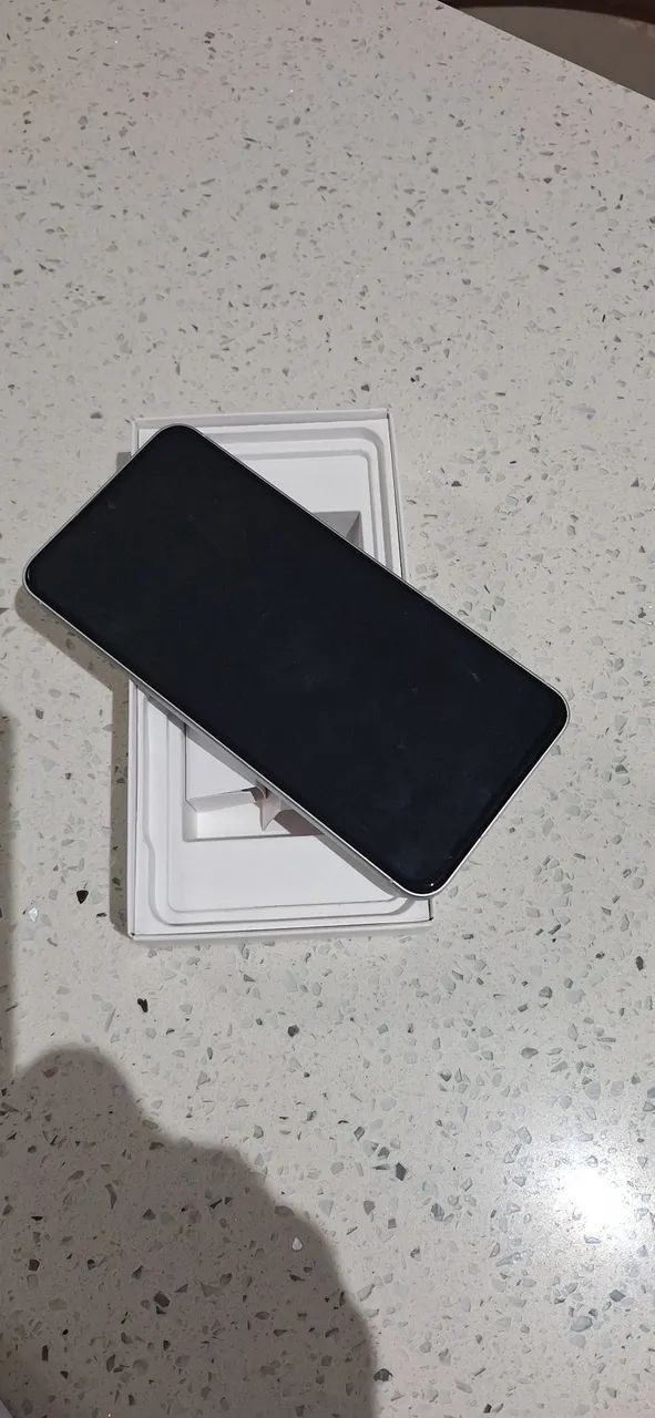 Celular a 56