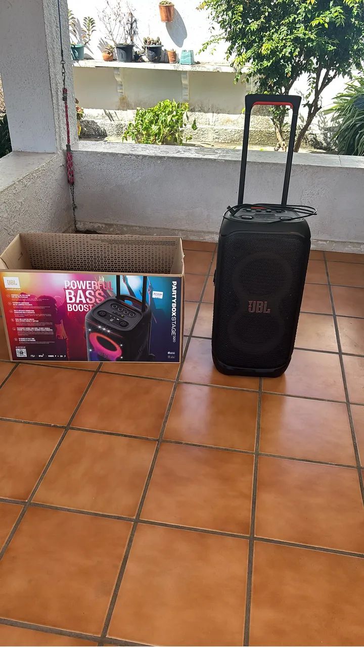 Caixa de som JBL stage 320