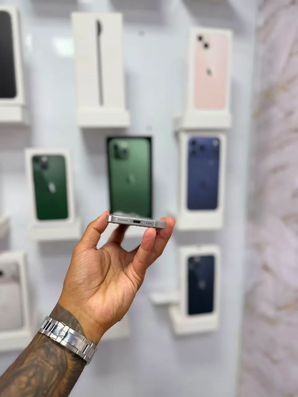 IPHONE 15 PRO 128GB<br>R$ 3.599 - Foto 4