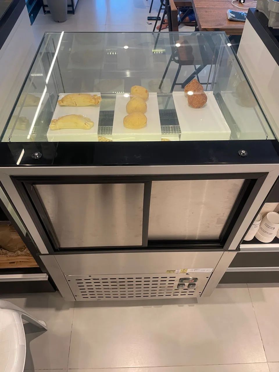 Vitrine refrigerada  - Foto 3