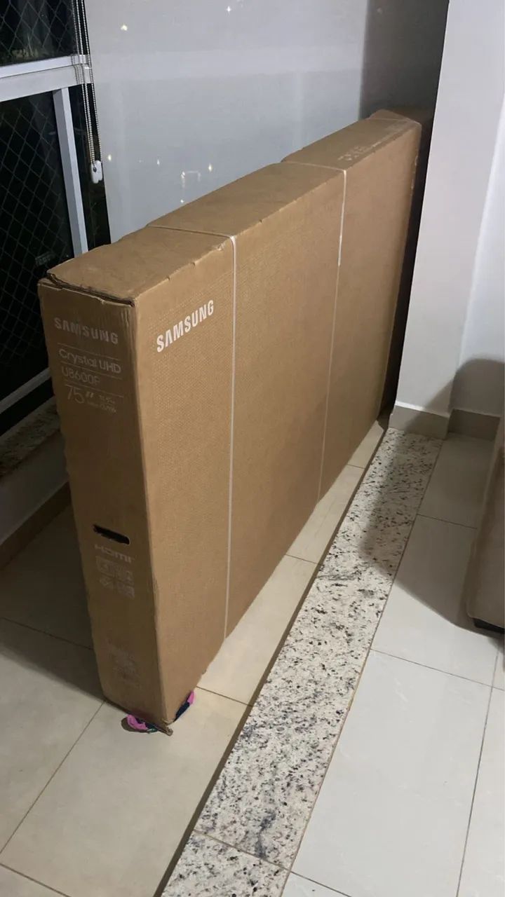 Tv 75 Samsung na caixa - Foto 2