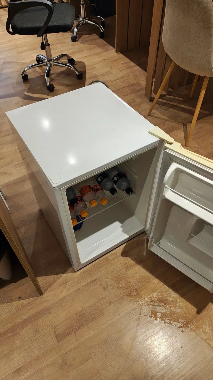 Frigobar Philco Ph 85N - Foto 3