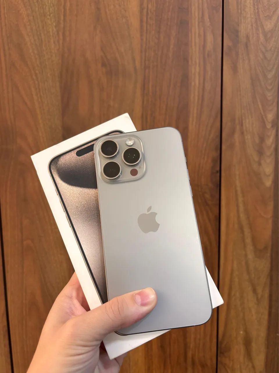 iPhone 15 pro maxx 256gb com garantia de 1 ano / levo até você 