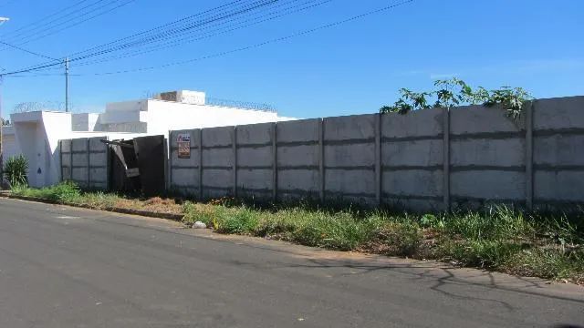Terreno Padrão em Uberlândia - Foto 3