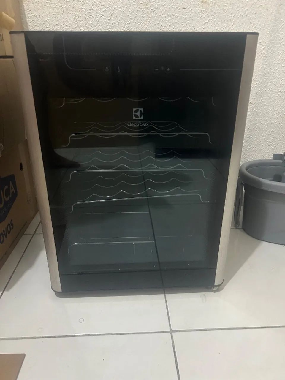 Adega Electrolux 24 Garrafas - Foto 2