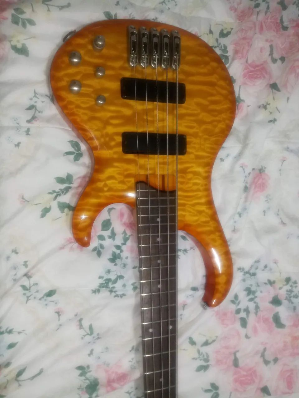 Baixo Ibanez 5 cordas  - Foto 2