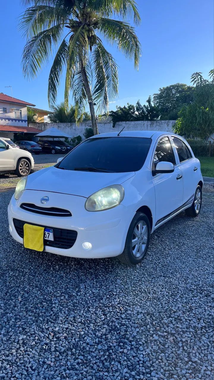 Nissan March 2013