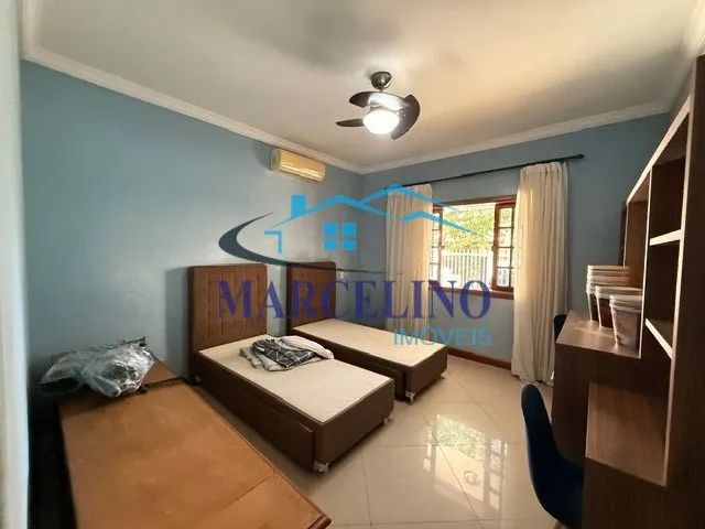 Linda casa com ótima localização! - Foto 5