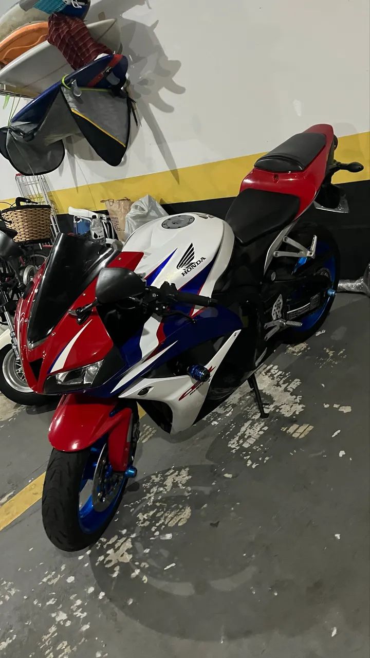 CBR 600 RR - Foto 3