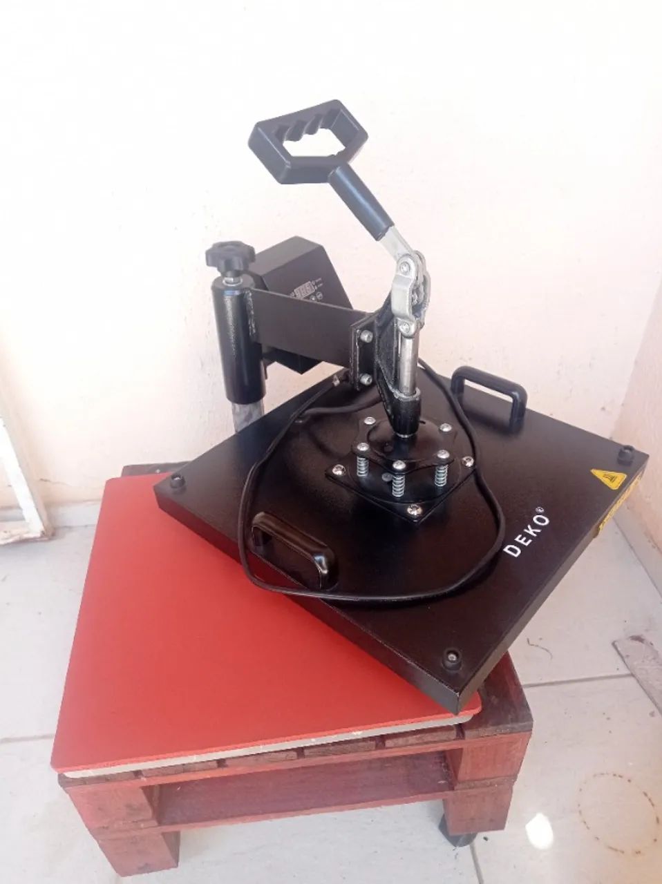 Prensa Plana Digital Deko 220V para Estampar e Sublimação - Foto 2
