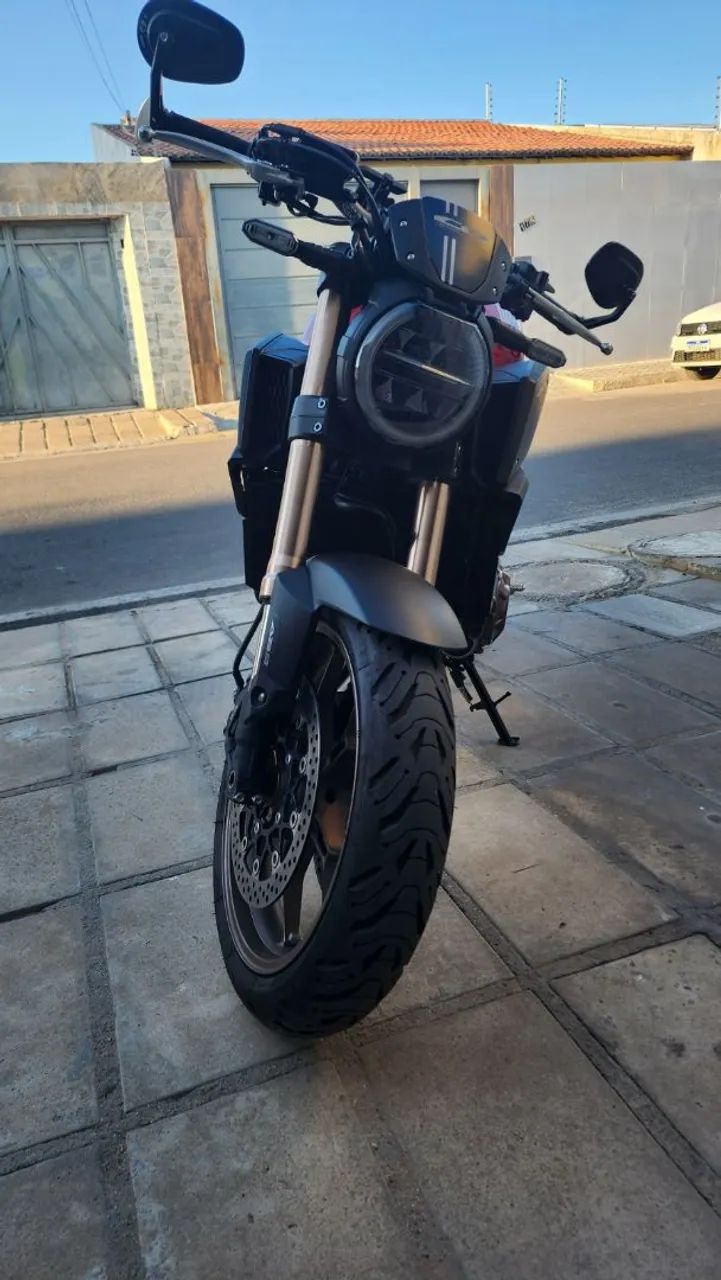 Cb 650r 
