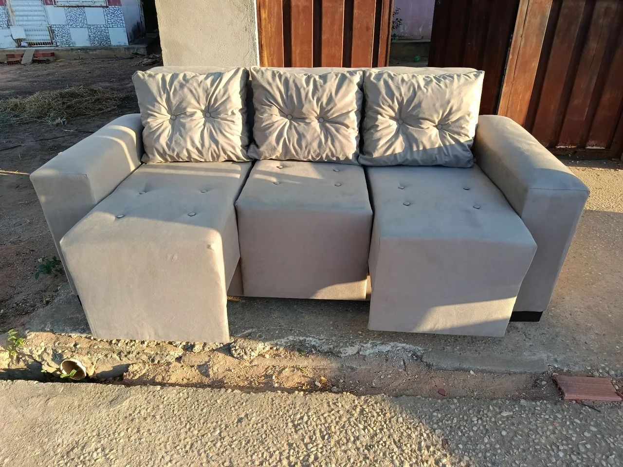 Sofá de 3 lugares  - Foto 2