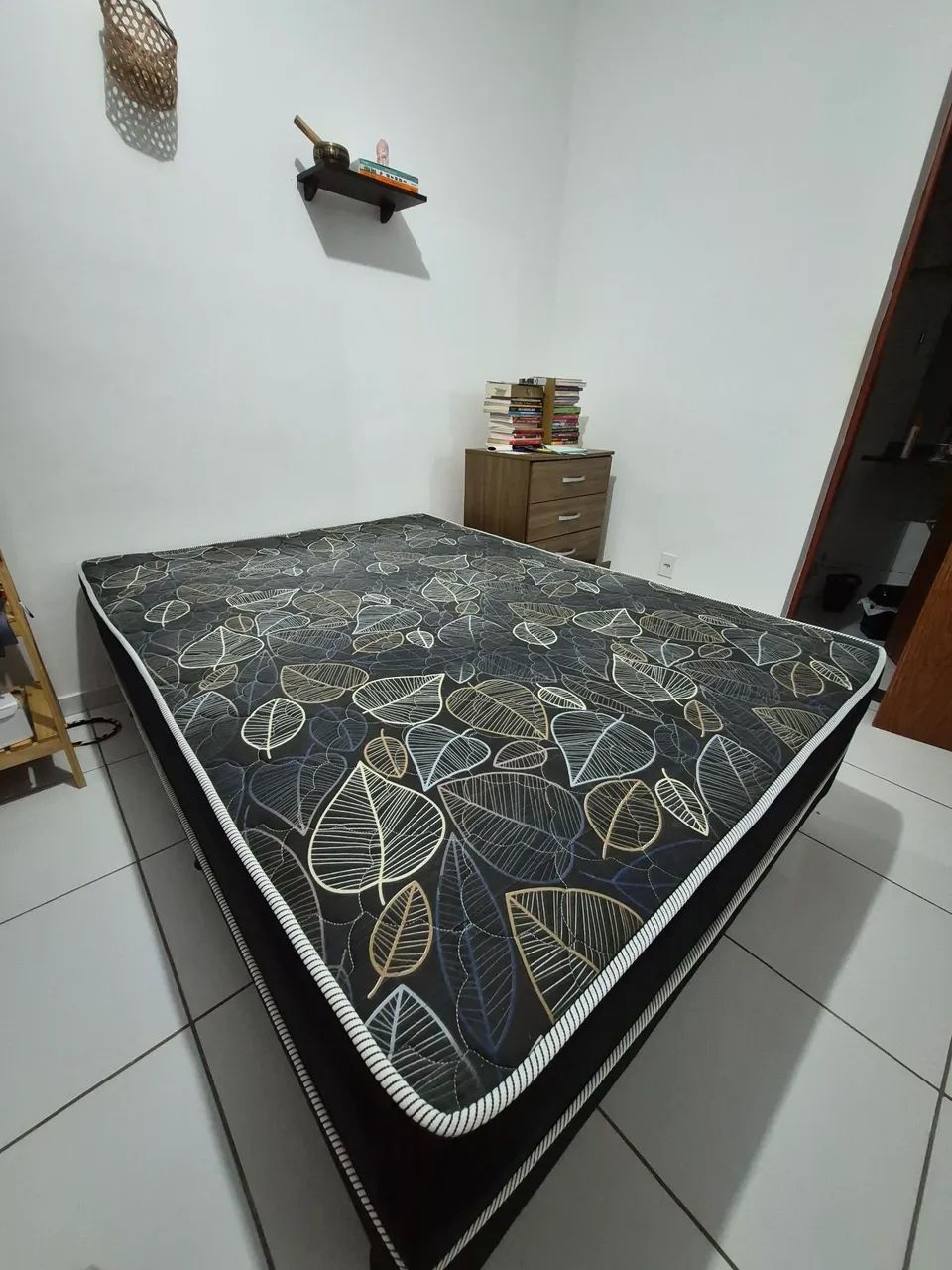 Vendo cama de casal box