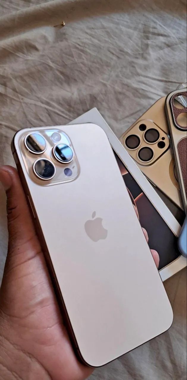 Vende se iPhone 16 pro max  - Foto 2