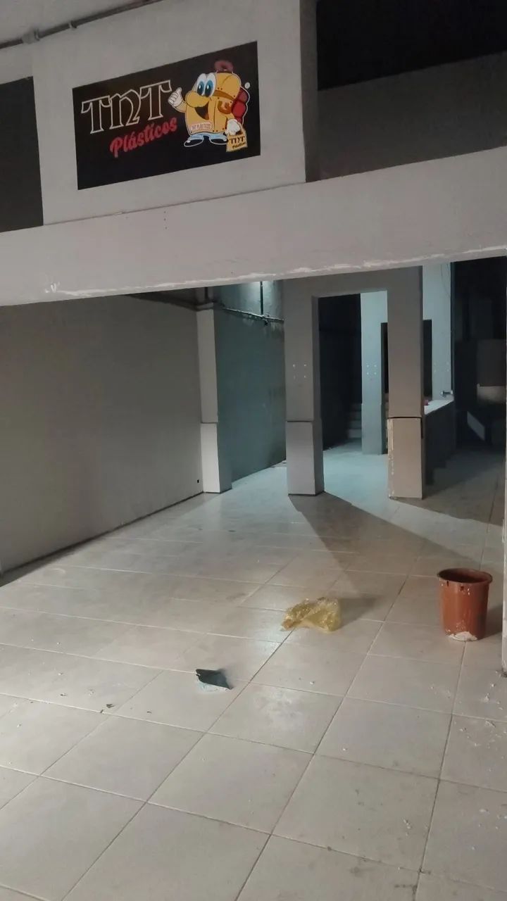 ALUGA-SE IMÓVEL COMERCIAL - 400 m² - CENTRO DA CIDADE - Foto 3