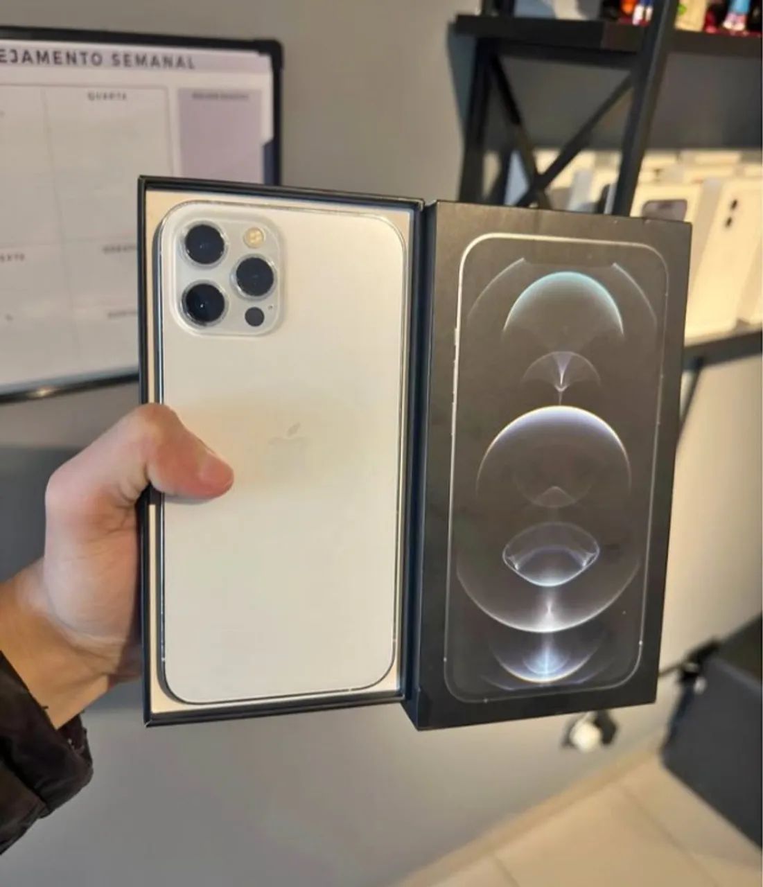 Iphone 12 pro max  - Foto 4