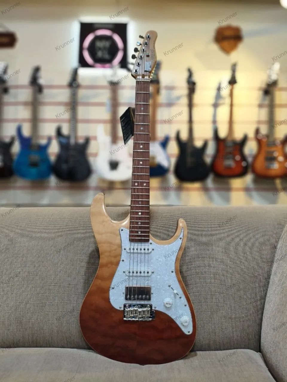 Guitarra Stratocaster Tagima Stella DW (NOVA!)
