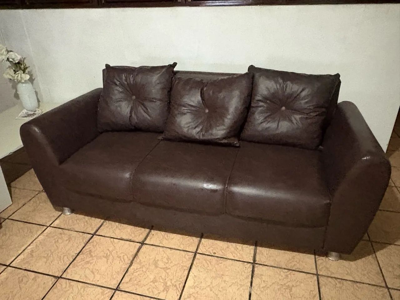 Sofá marrom 