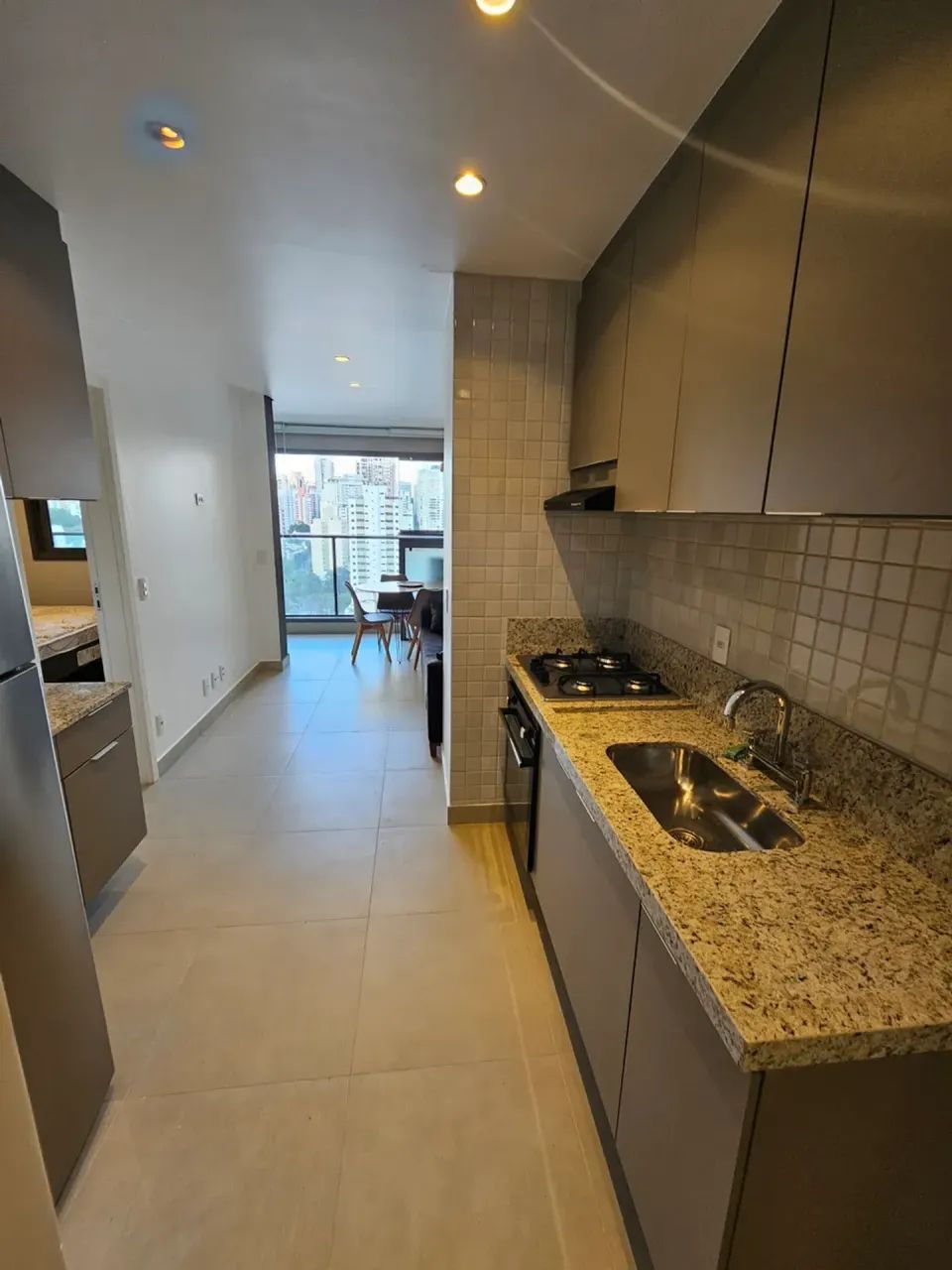 APARTAMENTO NOVO COM 1 DORMS E UMA VAGA DE GARAGEM. - Foto 5