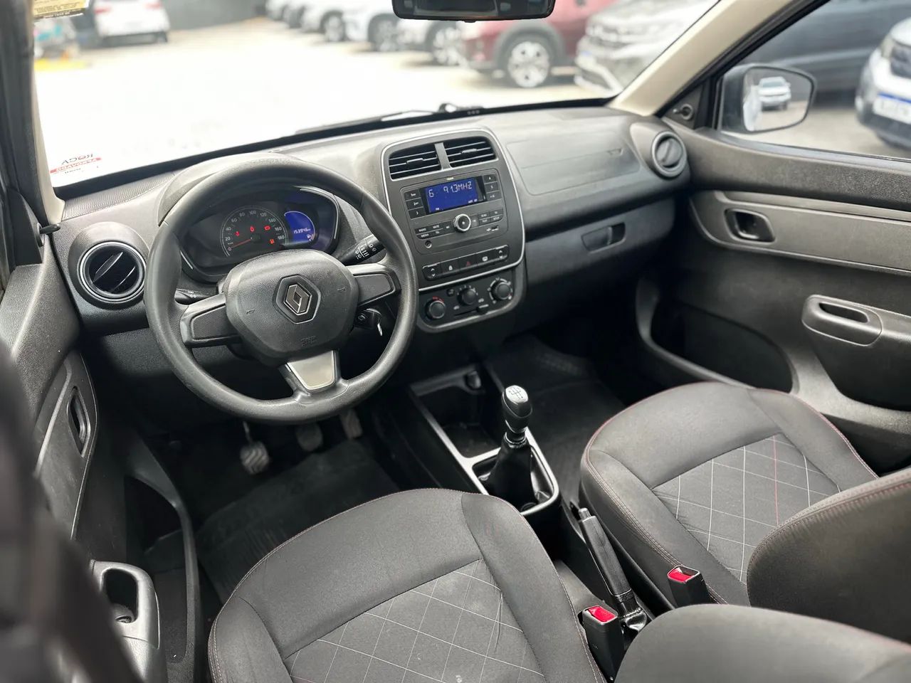 Renault Kwid Zen 1.0 Flex 12V 5P Mec. 2019 - Foto 3