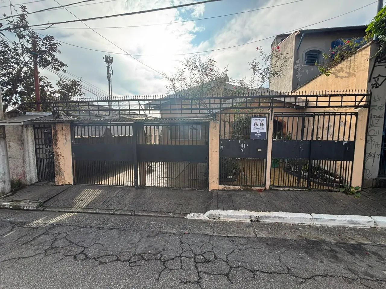 Casa para venda em Vila Moraes com 3 quartos, sendo 1 suíte, 170m²