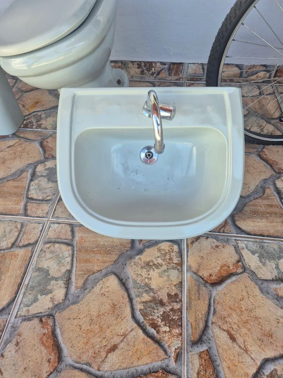Vaso de banheiro e pia  - Foto 2