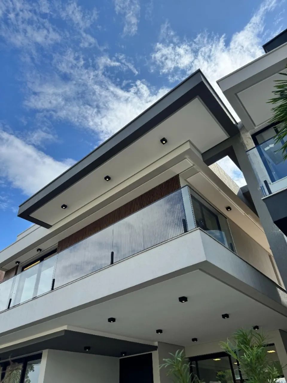 BELÍSSIMA CASA NO RENAISSANCE, 5 SUÍTES  - Foto 2
