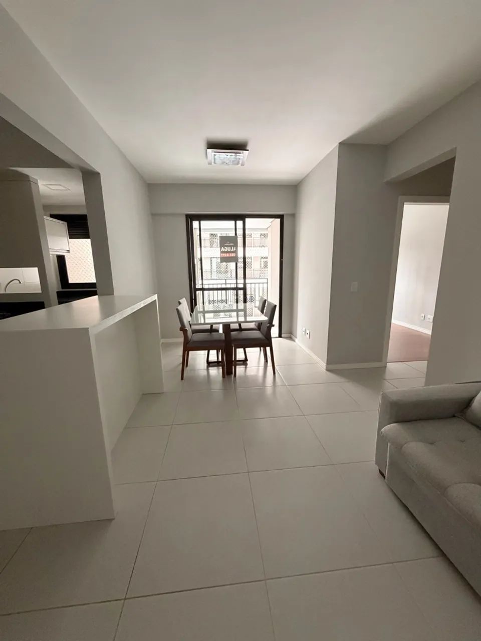 Conjunto Mesa de Jantar 4 Cadeiras  - Foto 3
