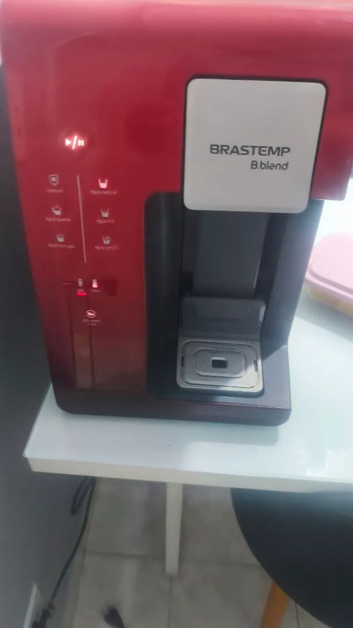 Máquina de Bebidas Brastemp B.blend 