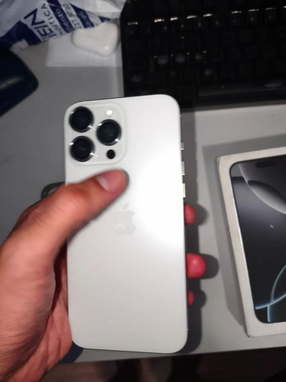 iPhone 16 Pro Max 256GB - Foto 2