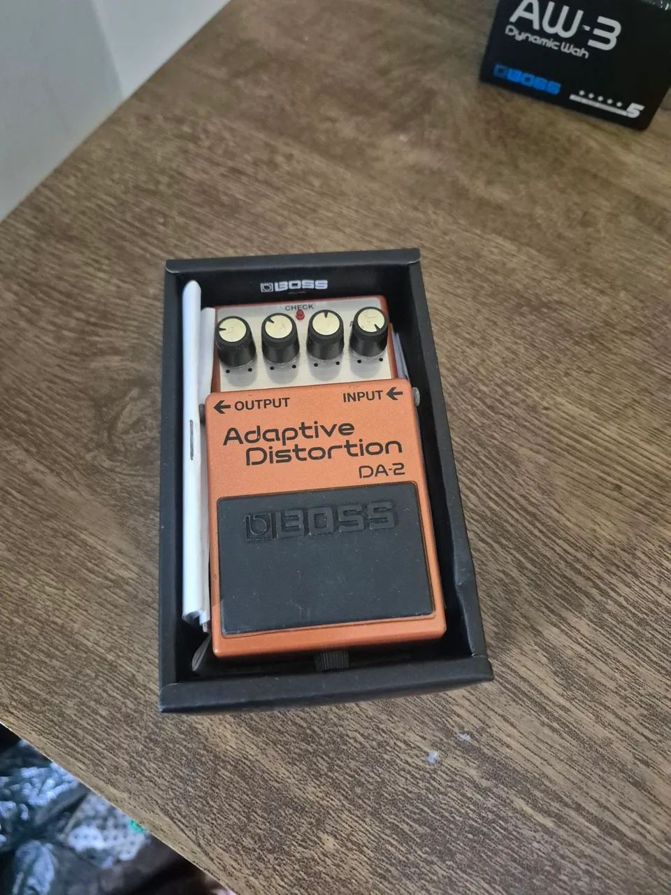 Pedal de Efeito Adaptive Distortion BOSS DA-2