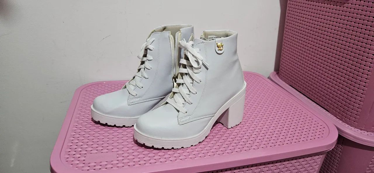 Bota Cano curto 