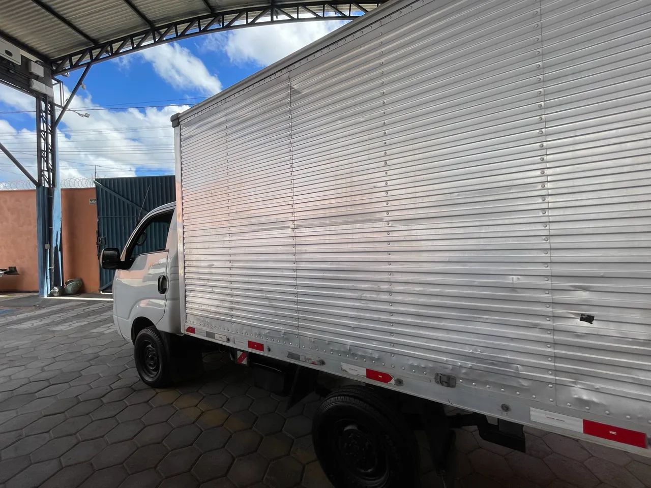 Fretes vem que tem, sem limite de distância 