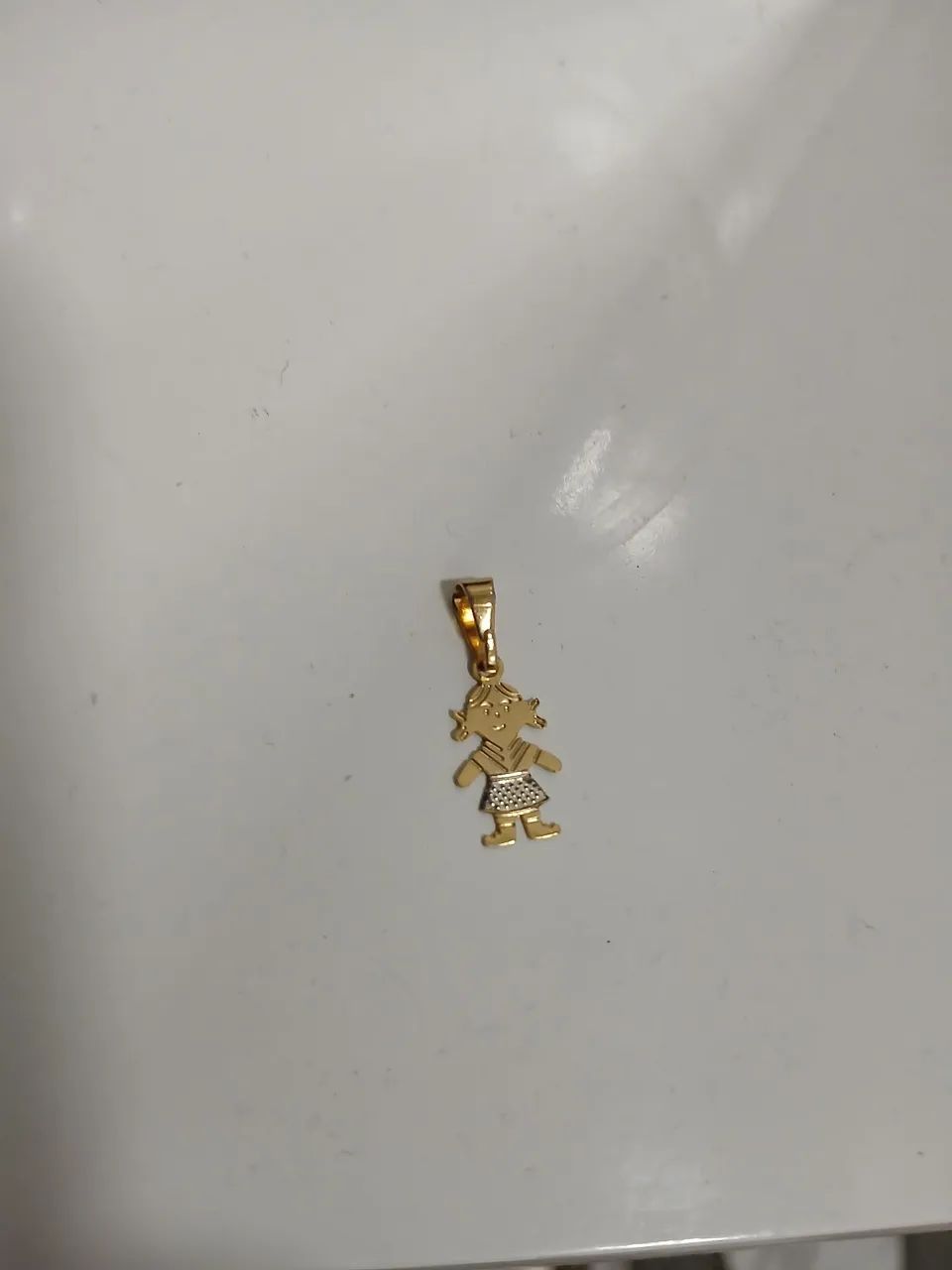 VENDO OU TROCO PIGENTE DE OURO 18K 