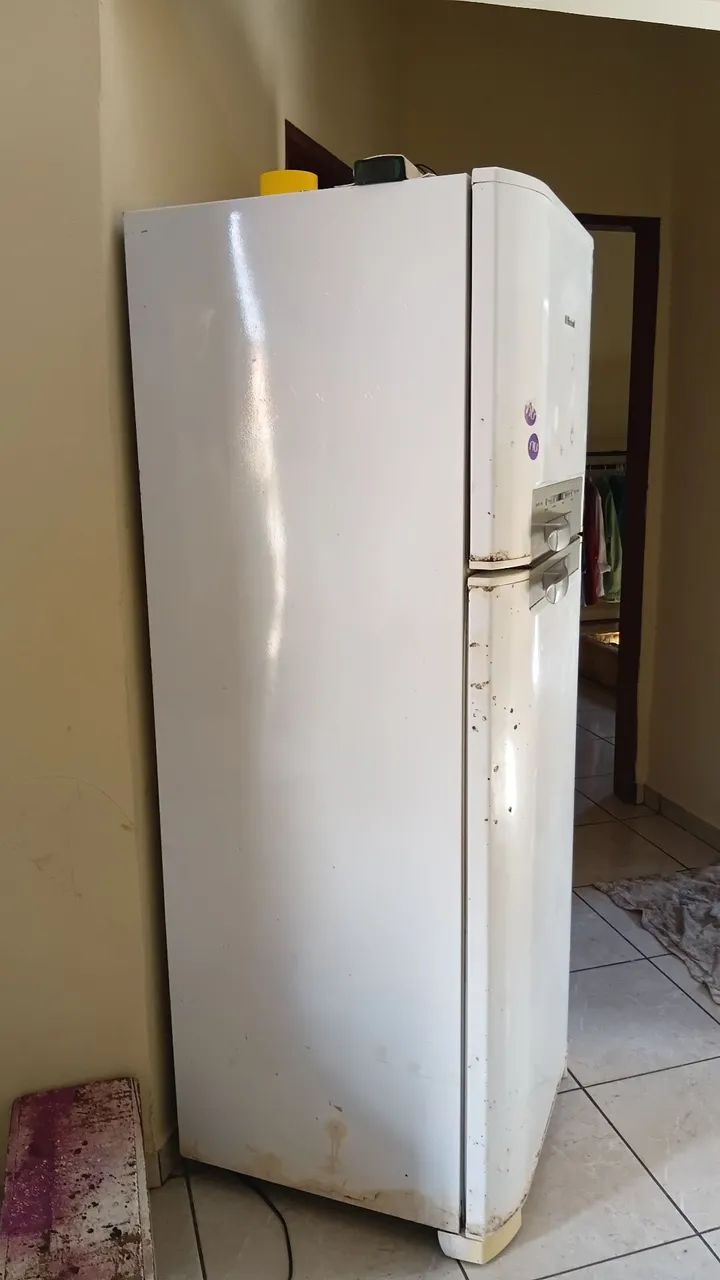 Vende se Geladeira  - Foto 2