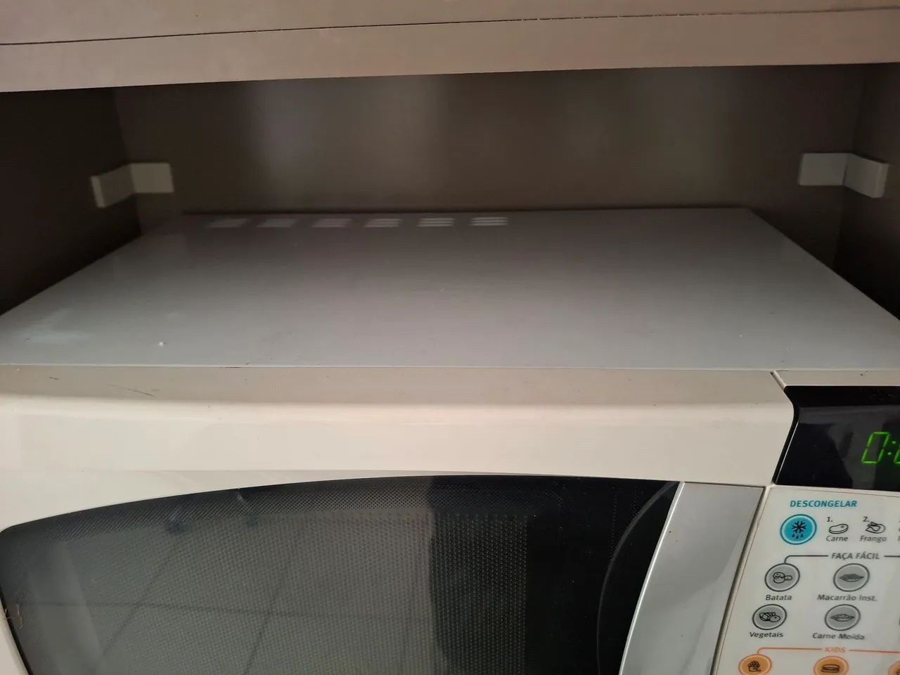 Micro-ondas Electrolux MEF28 - 18 L - 110v - Foto 4