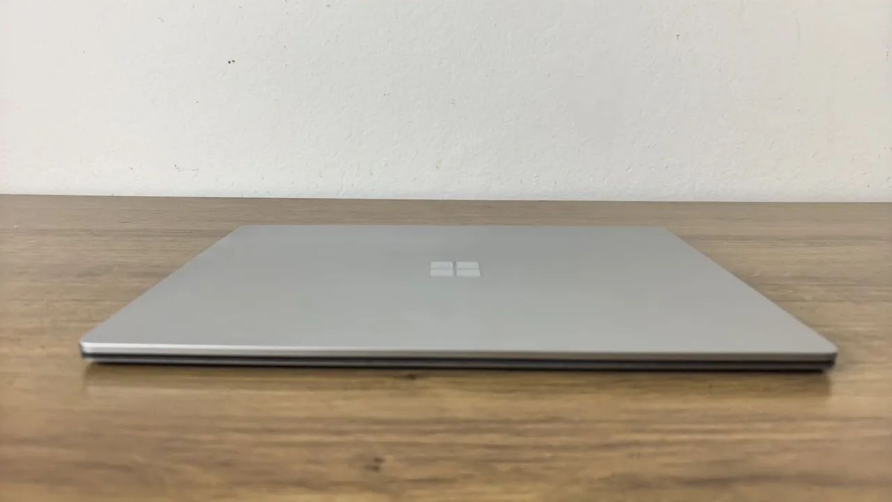 Microsoft Surface Laptop 5 com i5-12ª DDR5 e 512gb SSD tela touch