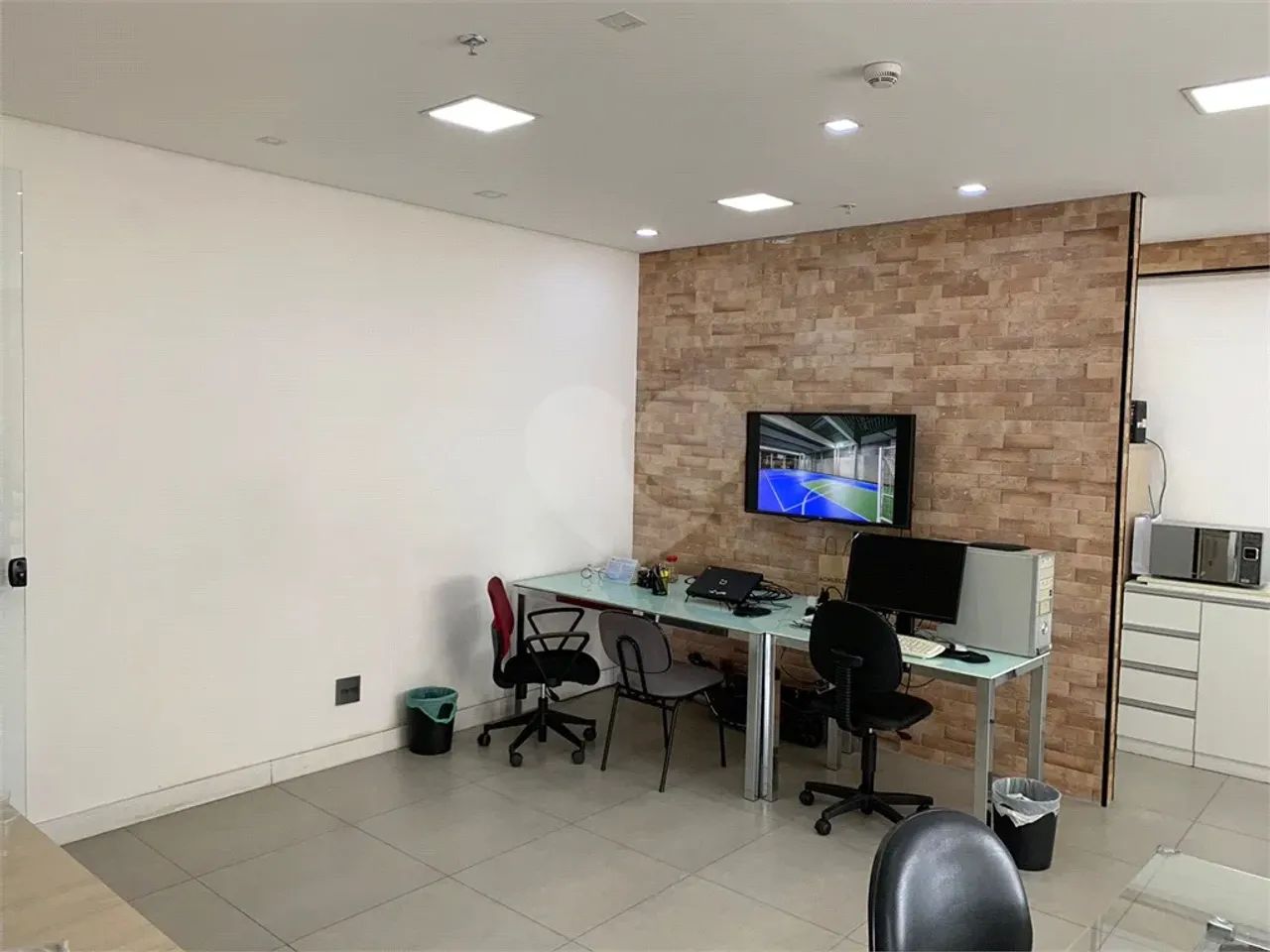 United Work / Sala comercial mobiliada com 91m² / 2 vagas / copa / prox ao metrô Barra Fun - Foto 4