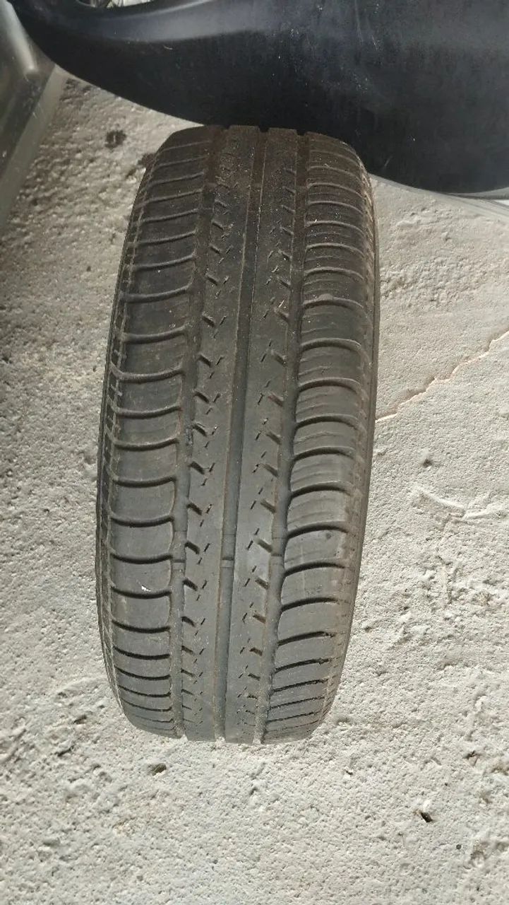 PNEU 185 60 15
