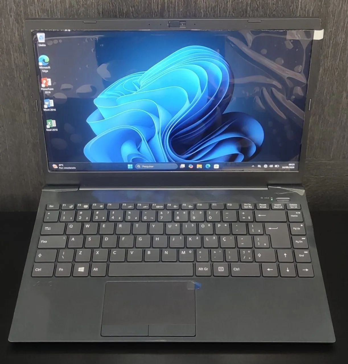 VAiO Core i3