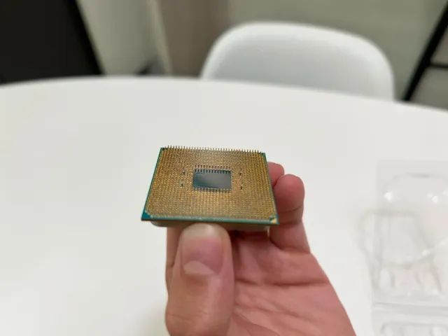 Processador AMD Ryzen 5 2400G - Foto 2