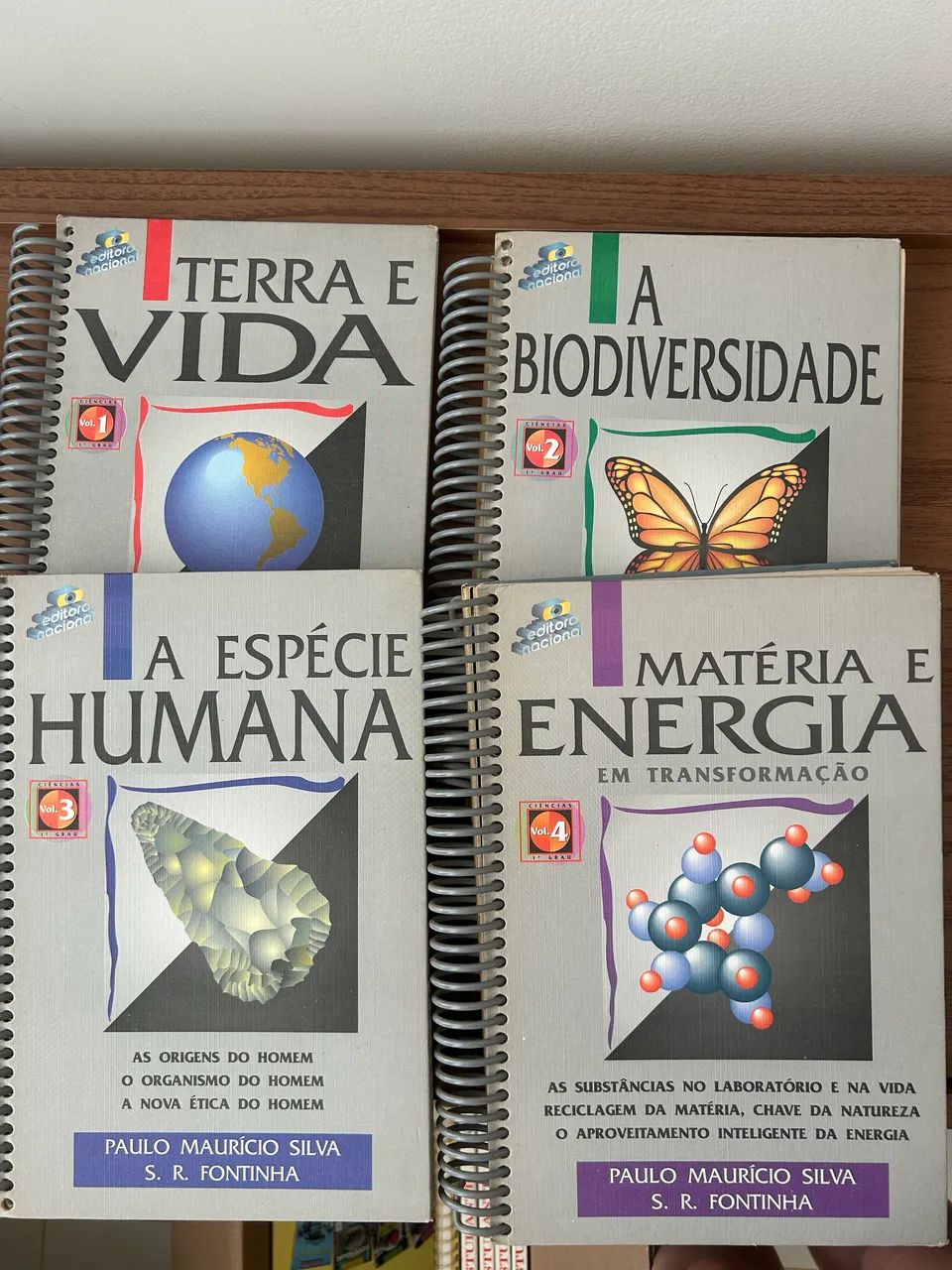 Livros - Foto 2